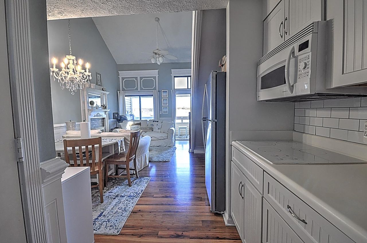 1100 Possum Trot Rd. Photo 10