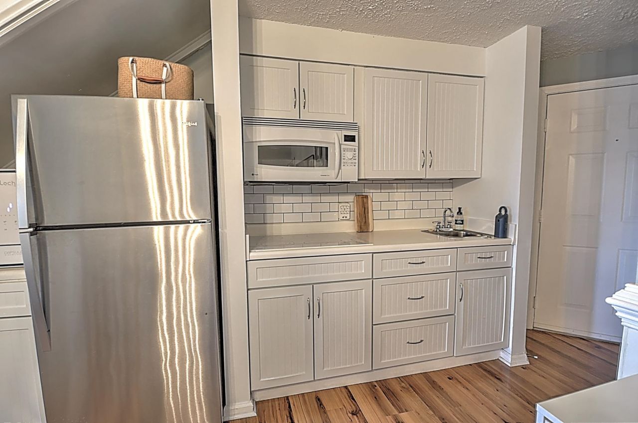 1100 Possum Trot Rd. Photo 14