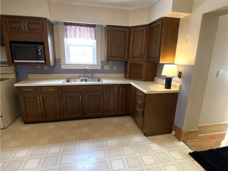 331 Alice Street, East Palestine, OH 44413 Photo 11