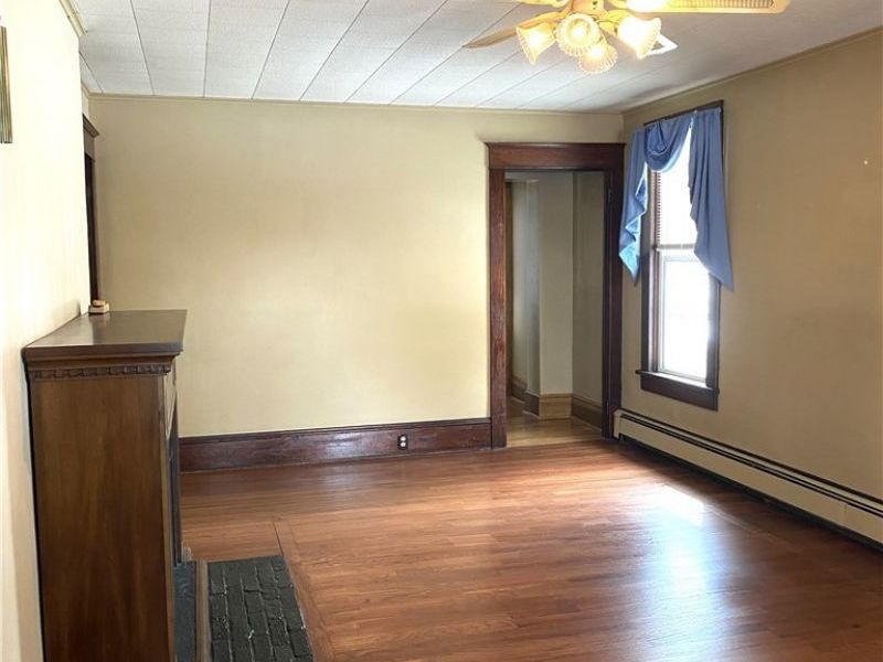 331 Alice Street, East Palestine, OH 44413 Photo 2