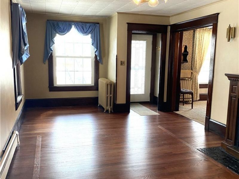 331 Alice Street, East Palestine, OH 44413 Photo 4