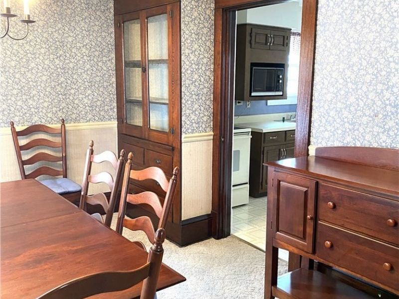 331 Alice Street, East Palestine, OH 44413 Photo 6