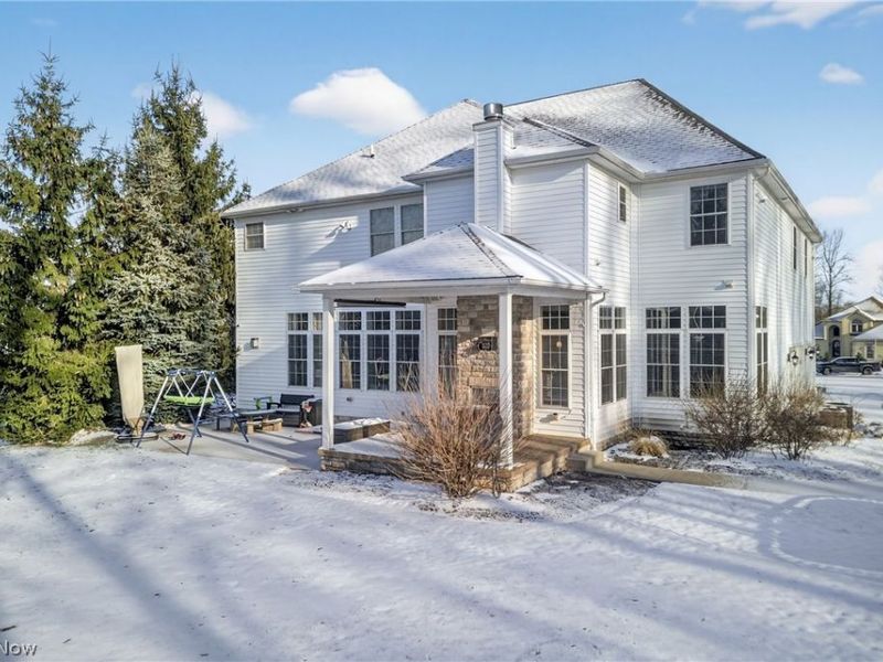 11530 Monarch Court, Painesville Township, OH 44077 Photo 4