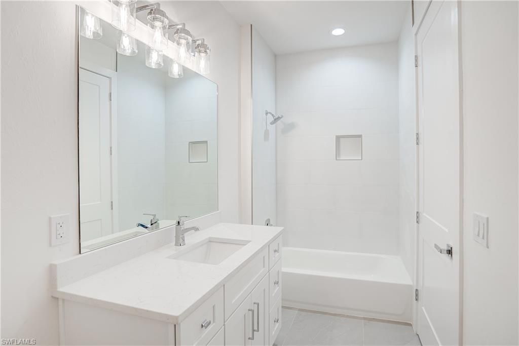 3804 SE 12th Ave, Cape Coral, FL 33904 Photo