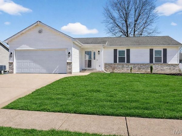 7412 Cinnamon Teal Drive , O'Fallon, MO 63368