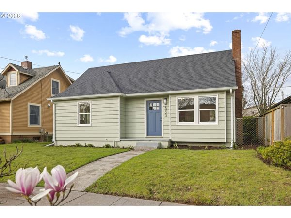 5923 N DETROIT AVE, Portland, OR 97217