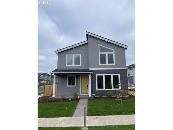 8265 SE Quincy ST, Hillsboro, OR 97123
