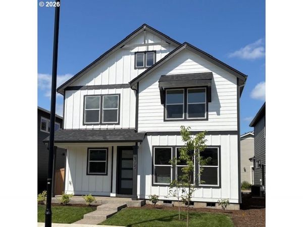 8265 SE Quincy ST, Hillsboro, OR 97123