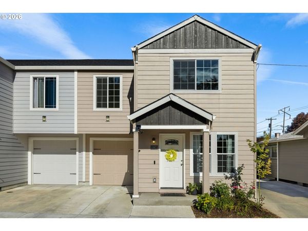 10971 SE HOLGATE BLVD, Portland, OR 97266