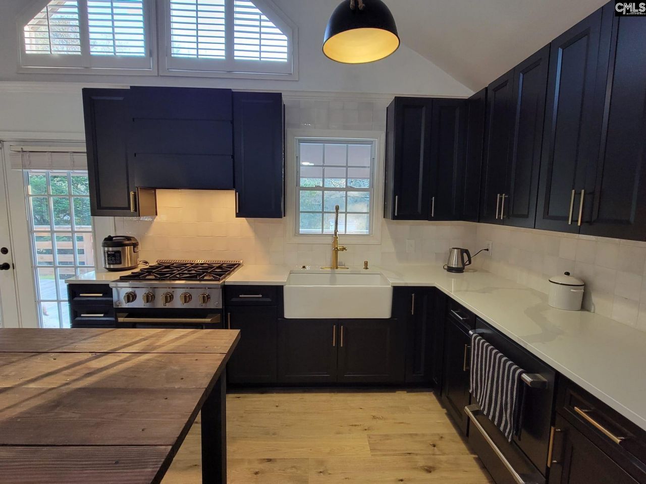 121 Singing Wood Lane  Photo 7