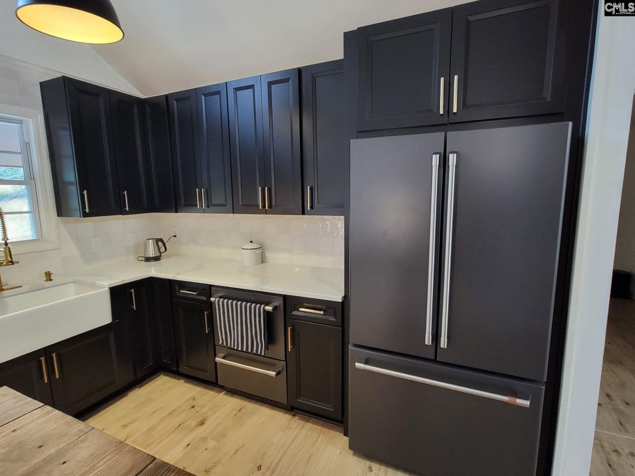 121 Singing Wood Lane  Photo 9