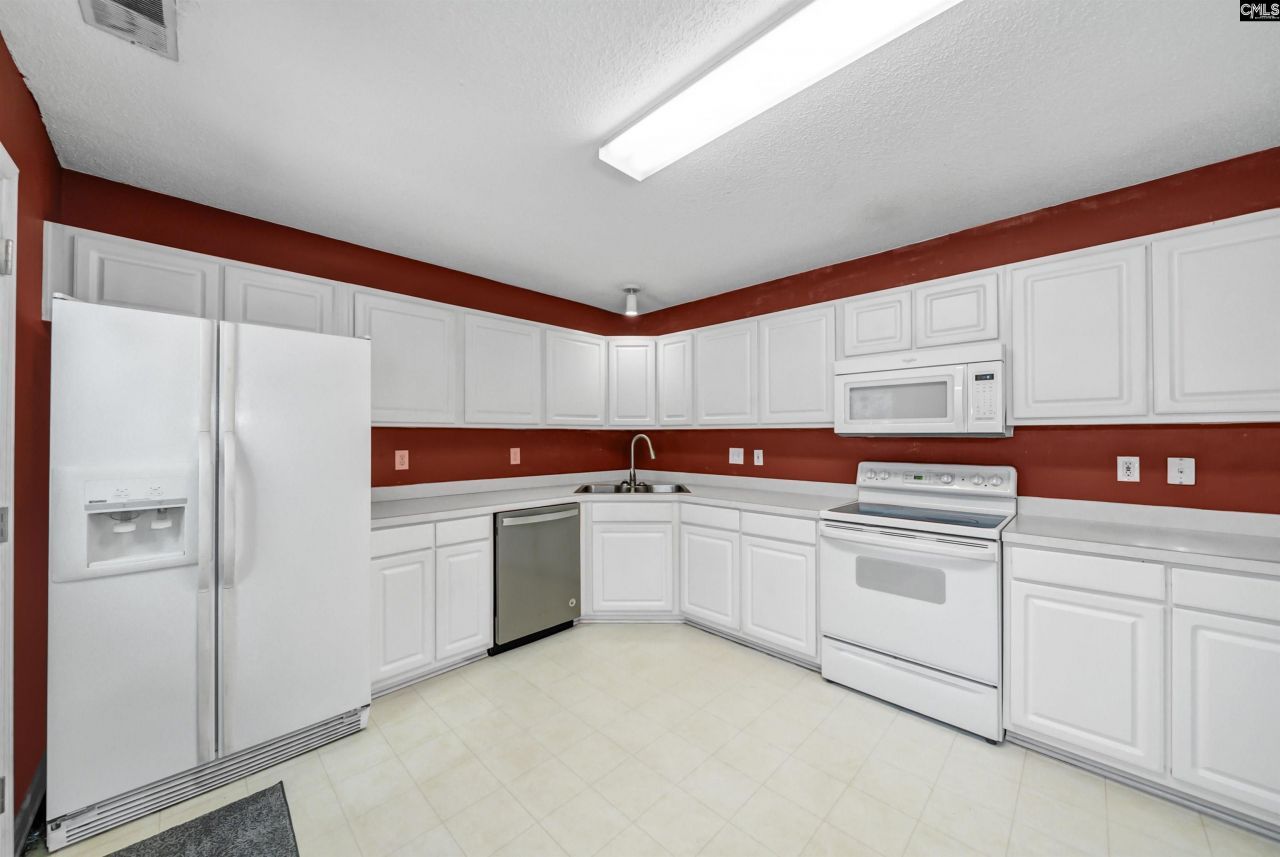 117 East Side Drive  Photo 11