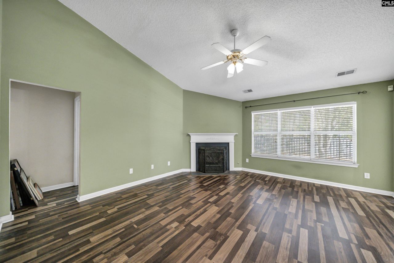 117 East Side Drive  Photo 7