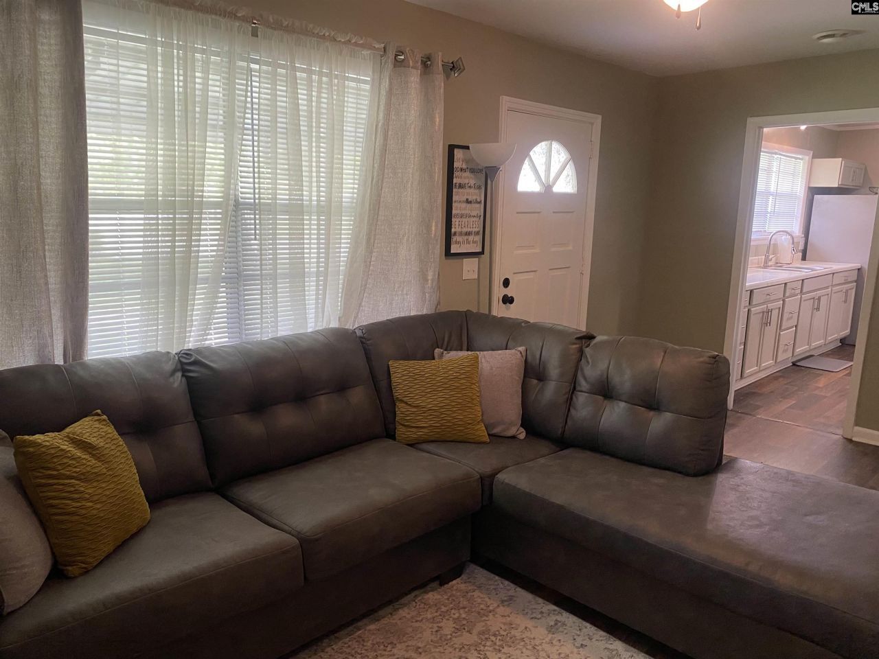 109 Christian Street  Photo 6