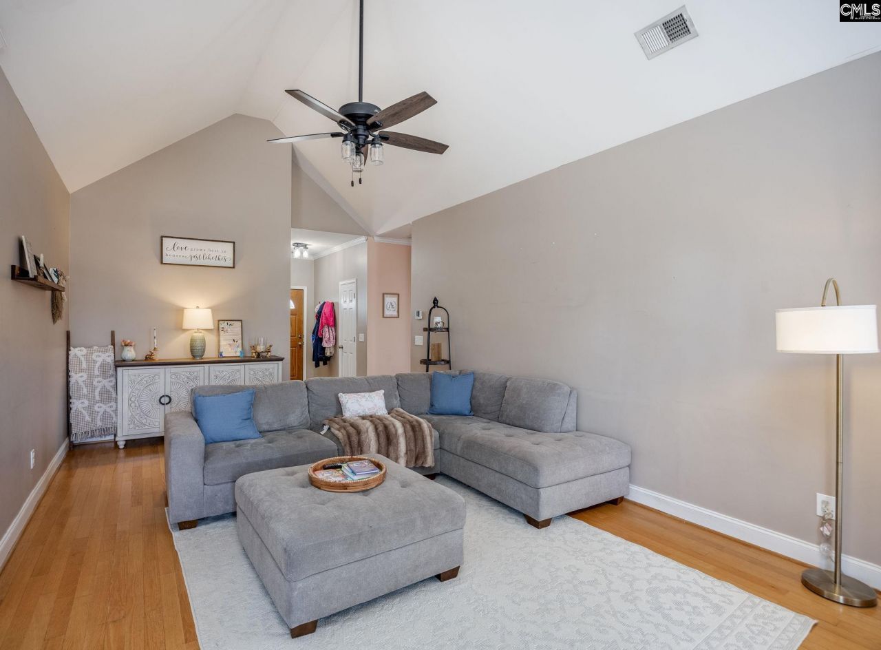 243 Haigs Creek N Photo 10