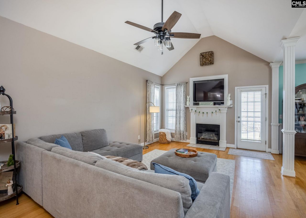 243 Haigs Creek N Photo 12