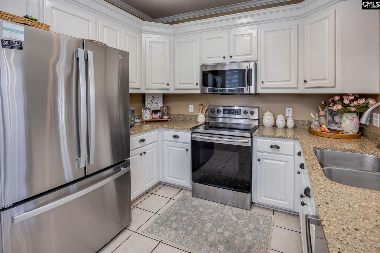 243 Haigs Creek N Photo 19