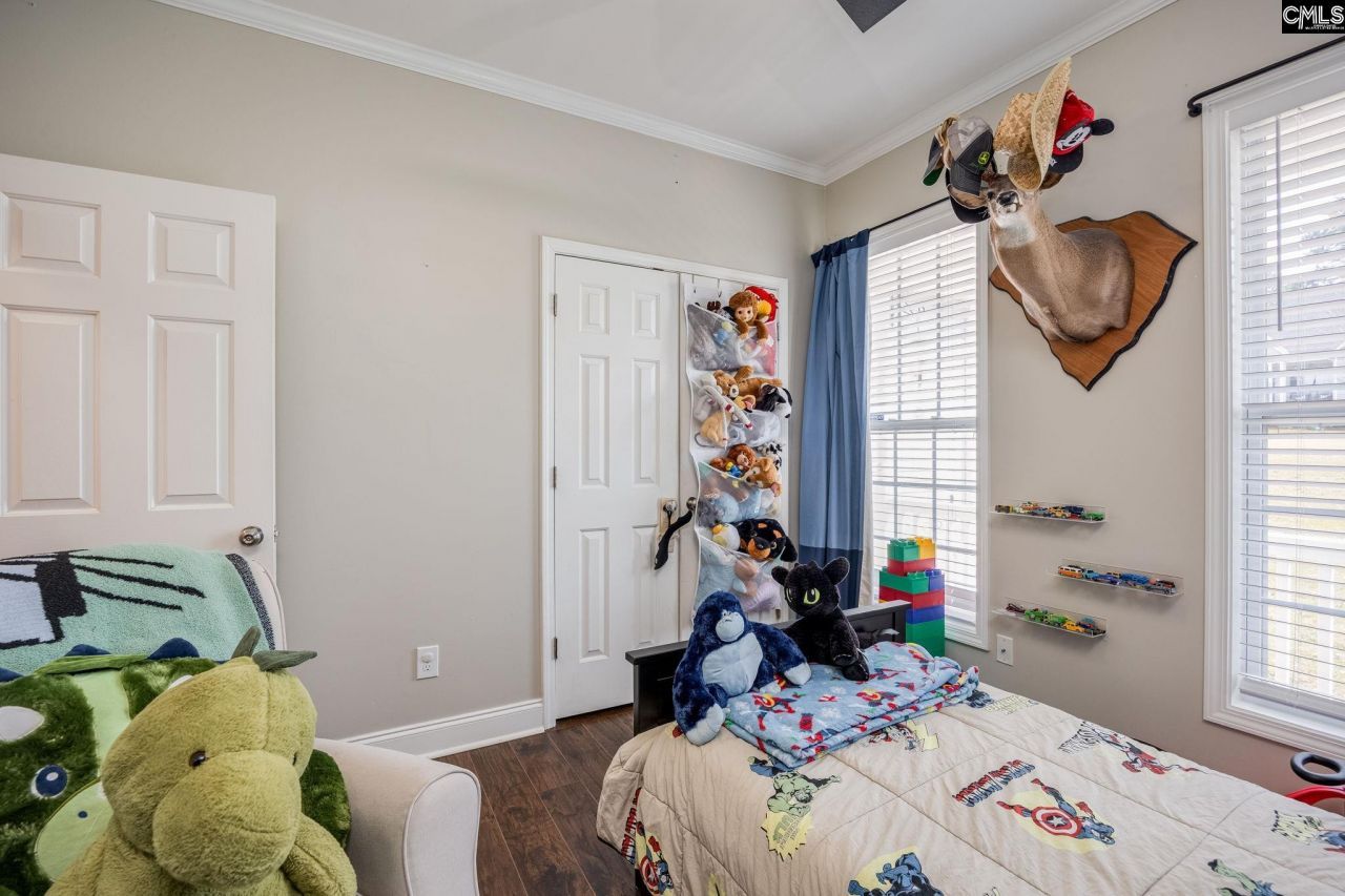 243 Haigs Creek N Photo 34