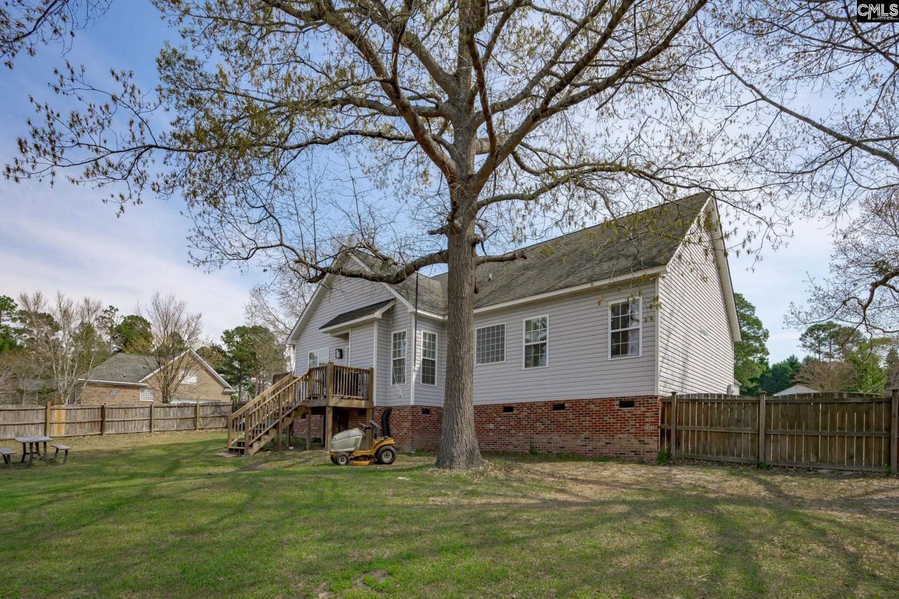 243 Haigs Creek N Photo 42