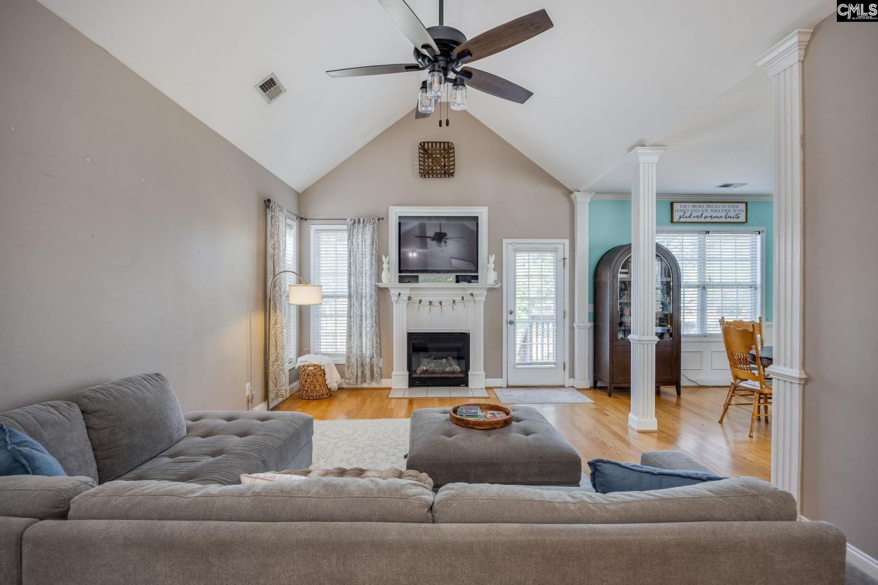 243 Haigs Creek N Photo 8