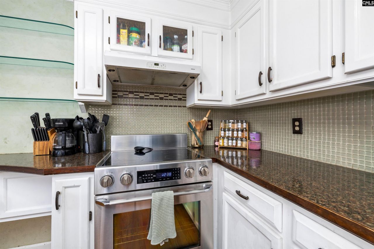 25 Glenhawk Loop Photo 17