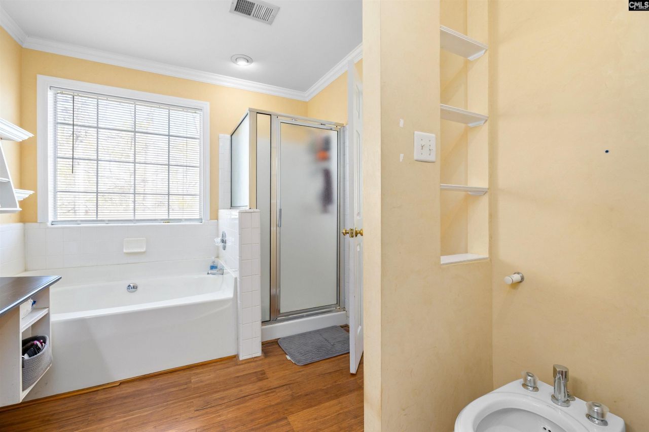 25 Glenhawk Loop Photo 28