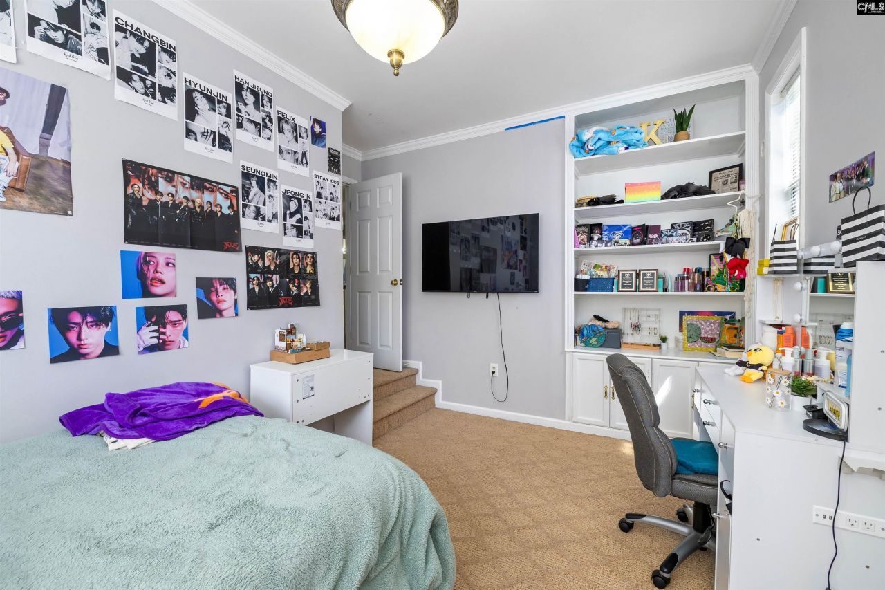 25 Glenhawk Loop Photo 32