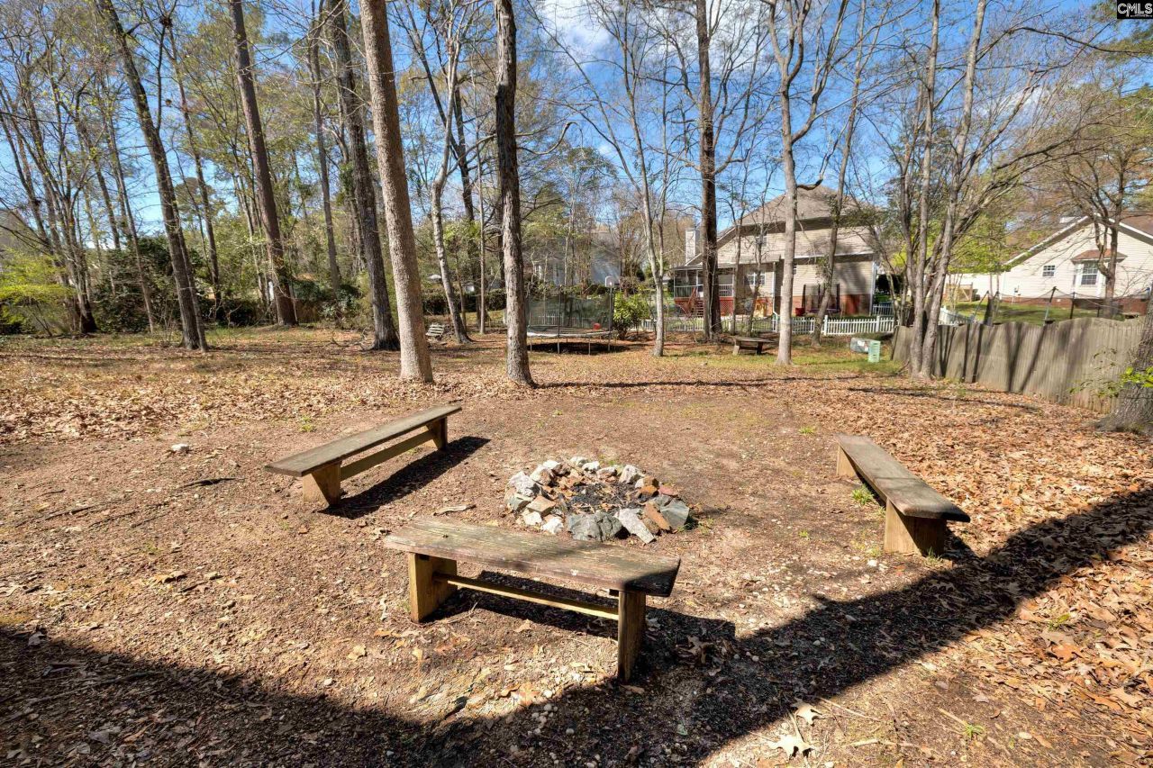 25 Glenhawk Loop Photo 44