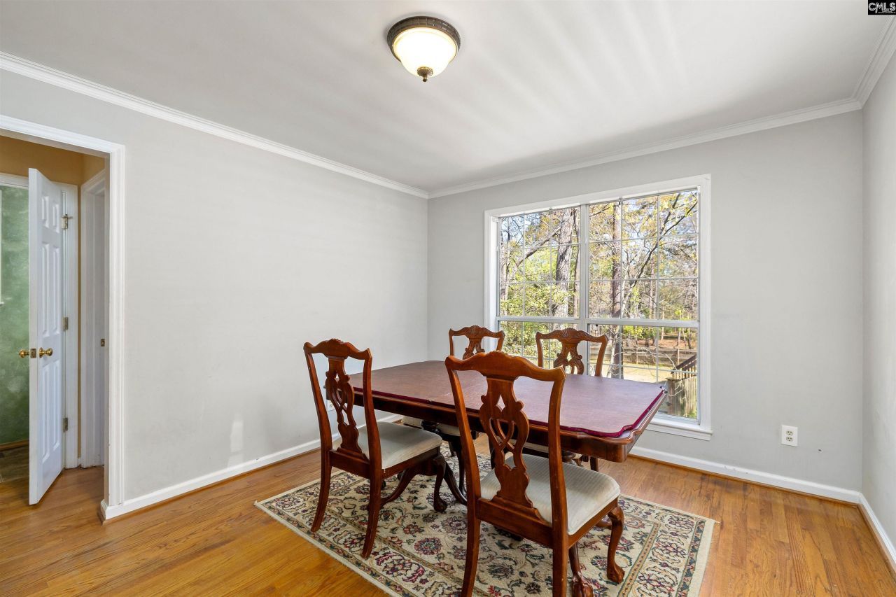 25 Glenhawk Loop Photo 6