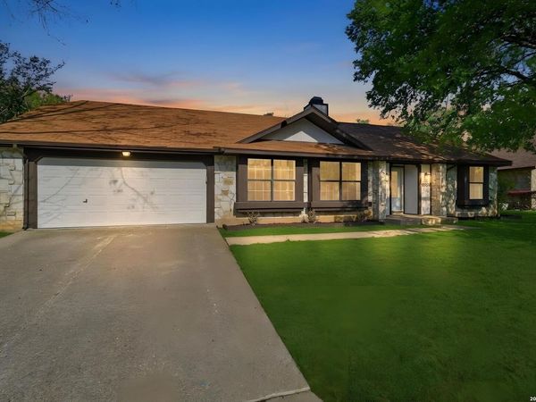 16923 Hidden Timber Wood, San Antonio, TX 78248