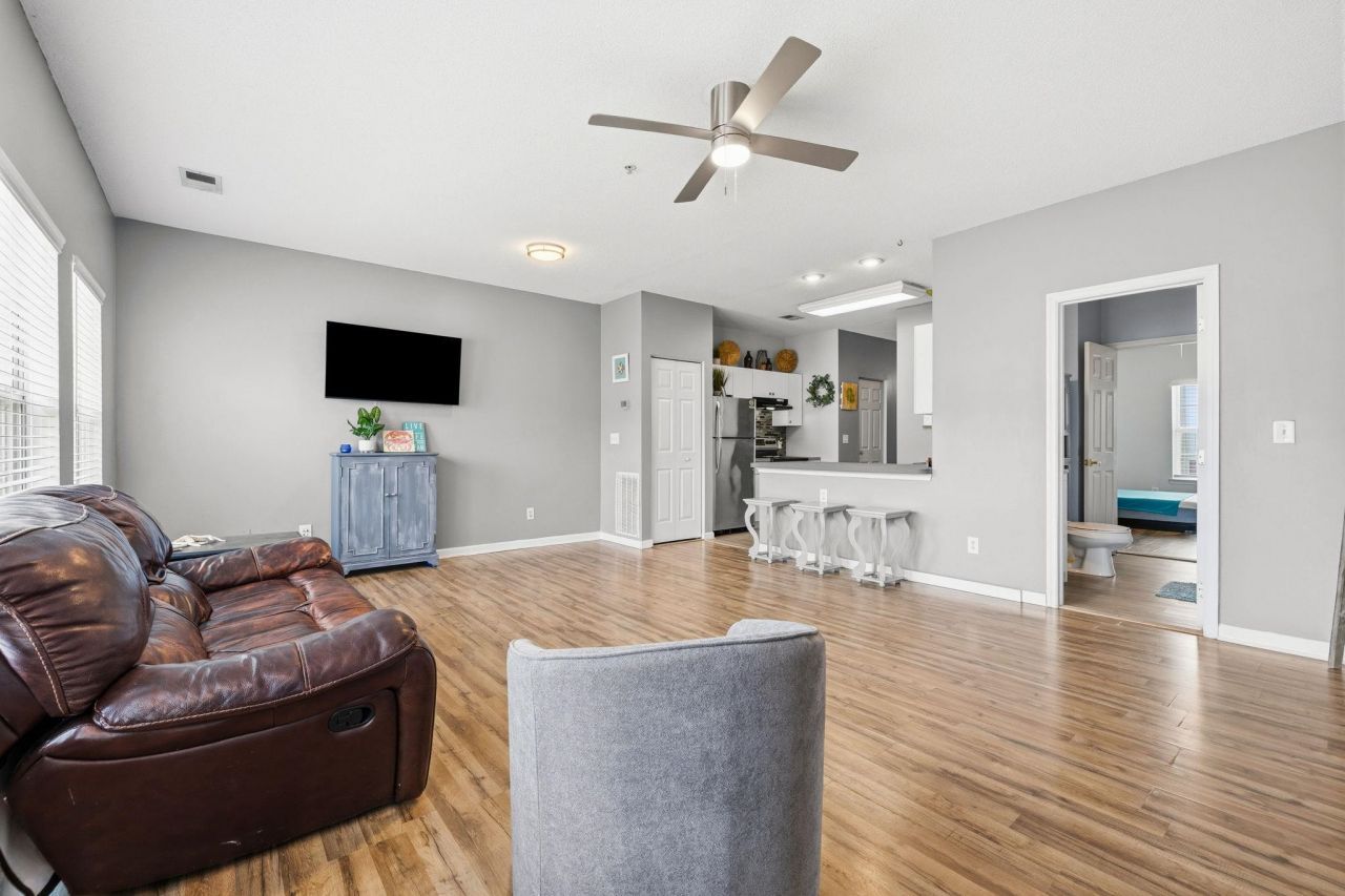 3939 Gladiola Ct.  Photo 10