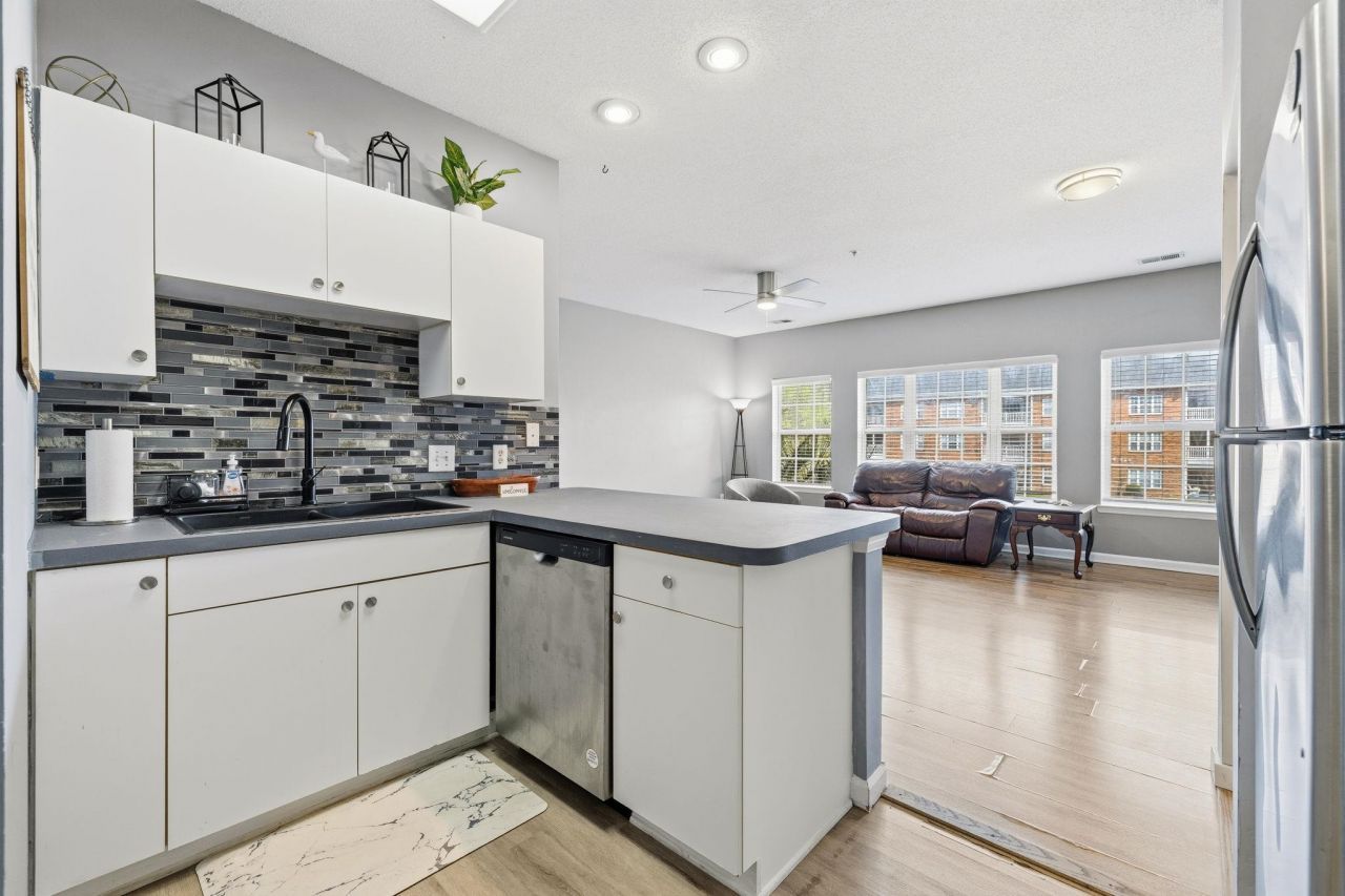 3939 Gladiola Ct.  Photo 12