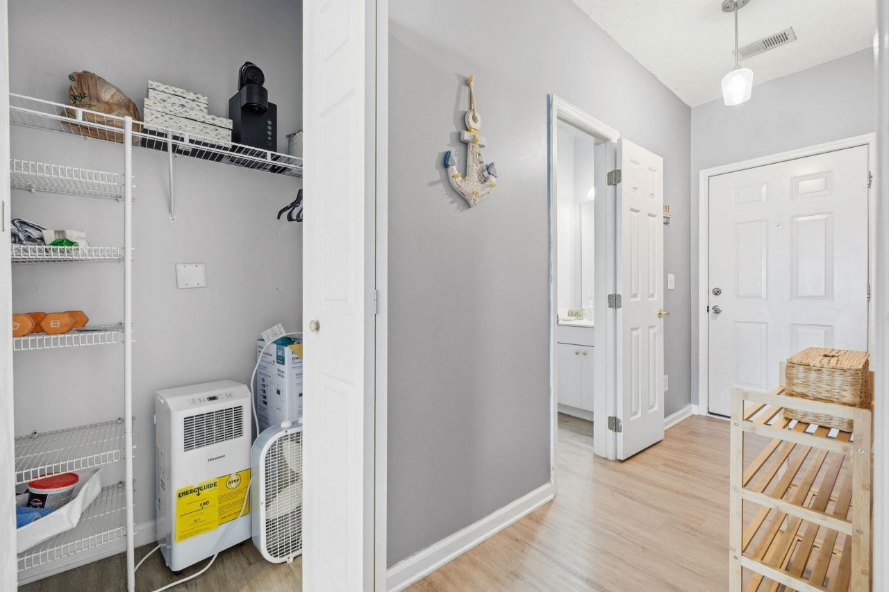 3939 Gladiola Ct.  Photo 6