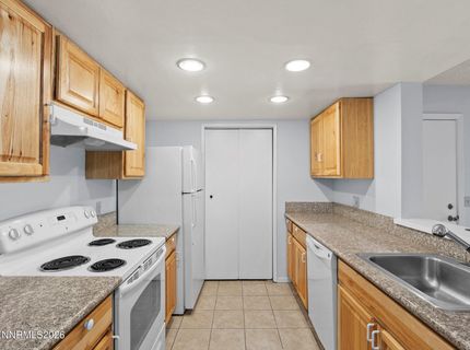 7680 Bluestone Drive, Unit # 411, Reno, NV 89511 Photo
