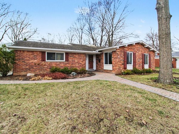 2839 Pebble Creek Drive, Ann Arbor, MI 48108