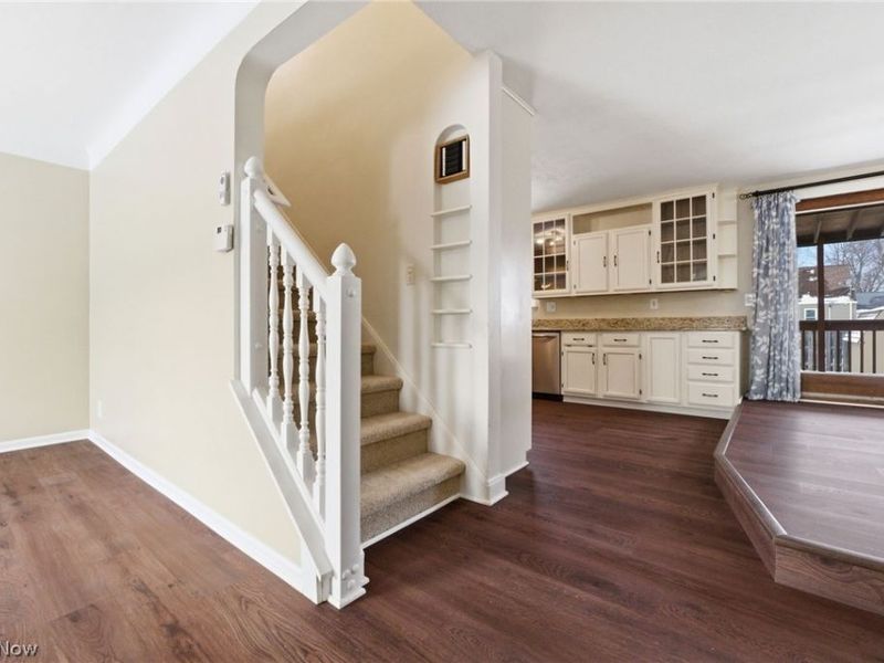 1216 E Miner Road, Mayfield Heights, OH 44124 Photo 10