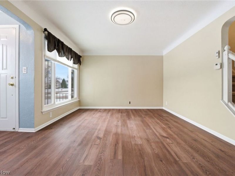 1216 E Miner Road, Mayfield Heights, OH 44124 Photo 4