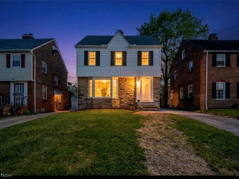 3630 Raymont Boulevard, University Heights, OH 44118 Photo 2