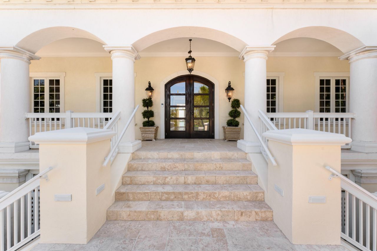 24 Cannon Royal Drive, Shark Key, FL 33040 Photo