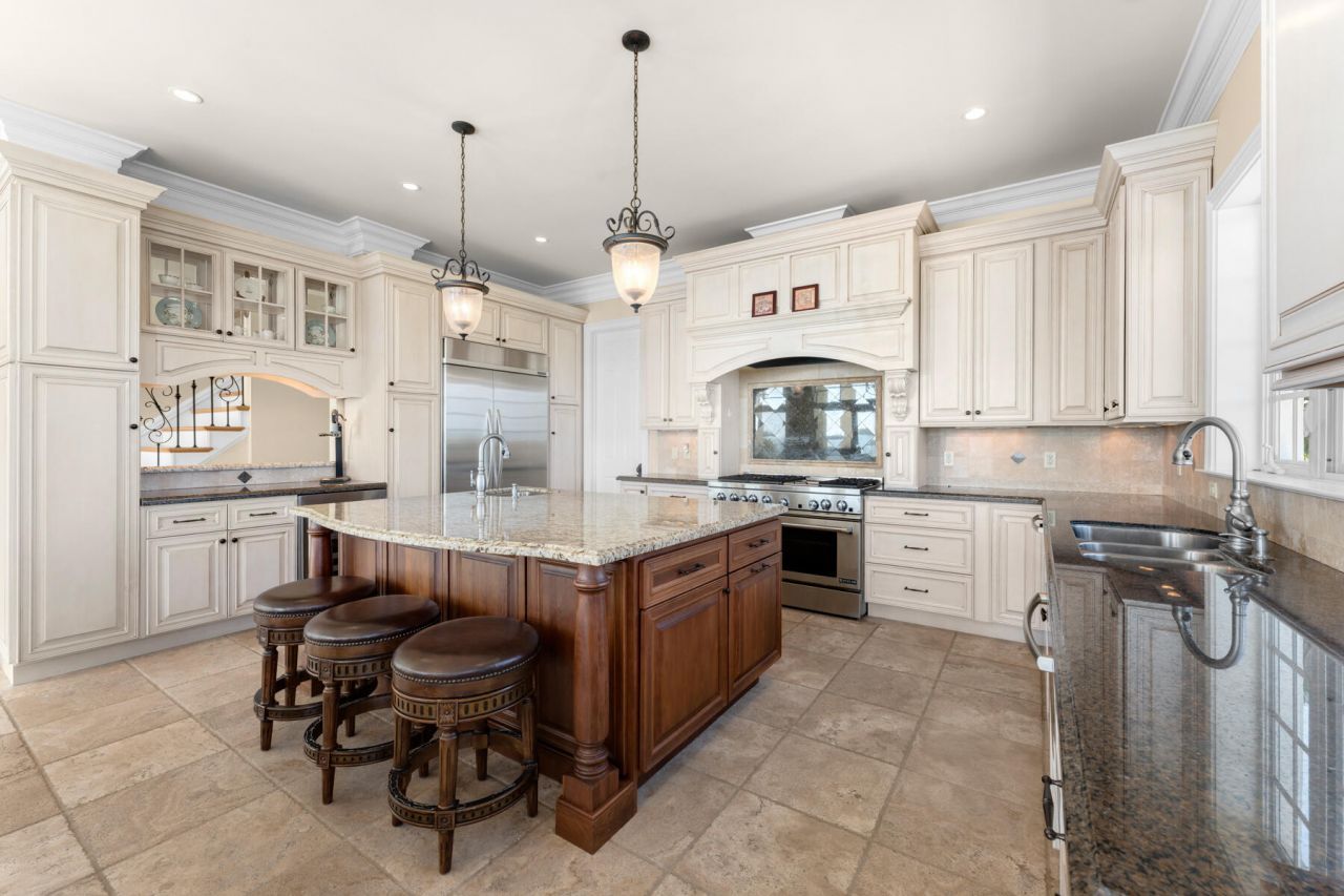 24 Cannon Royal Drive, Shark Key, FL 33040 Photo