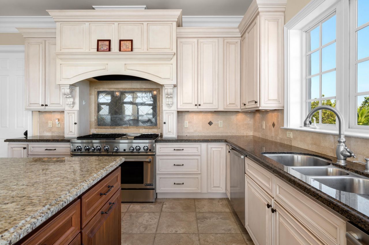 24 Cannon Royal Drive, Shark Key, FL 33040 Photo