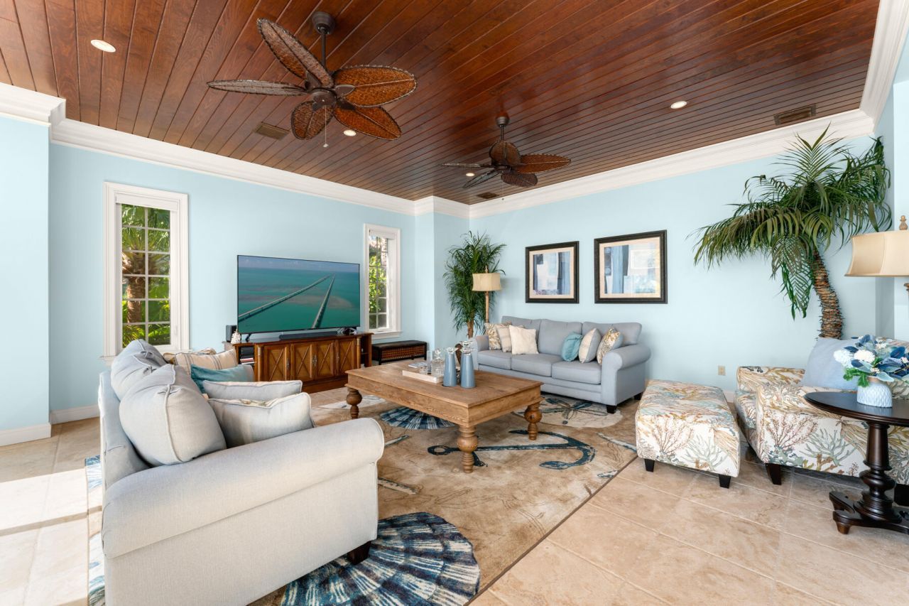 24 Cannon Royal Drive, Shark Key, FL 33040 Photo