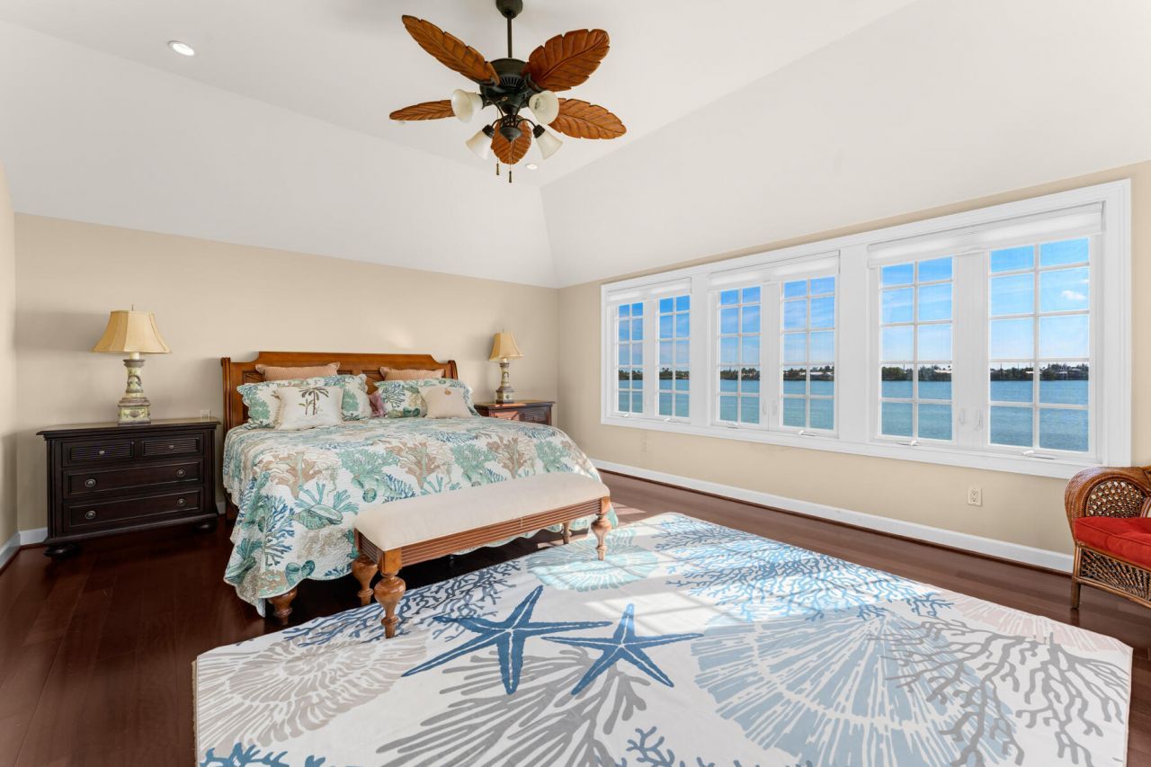 24 Cannon Royal Drive, Shark Key, FL 33040 Photo