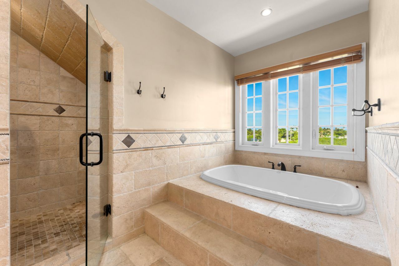 24 Cannon Royal Drive, Shark Key, FL 33040 Photo