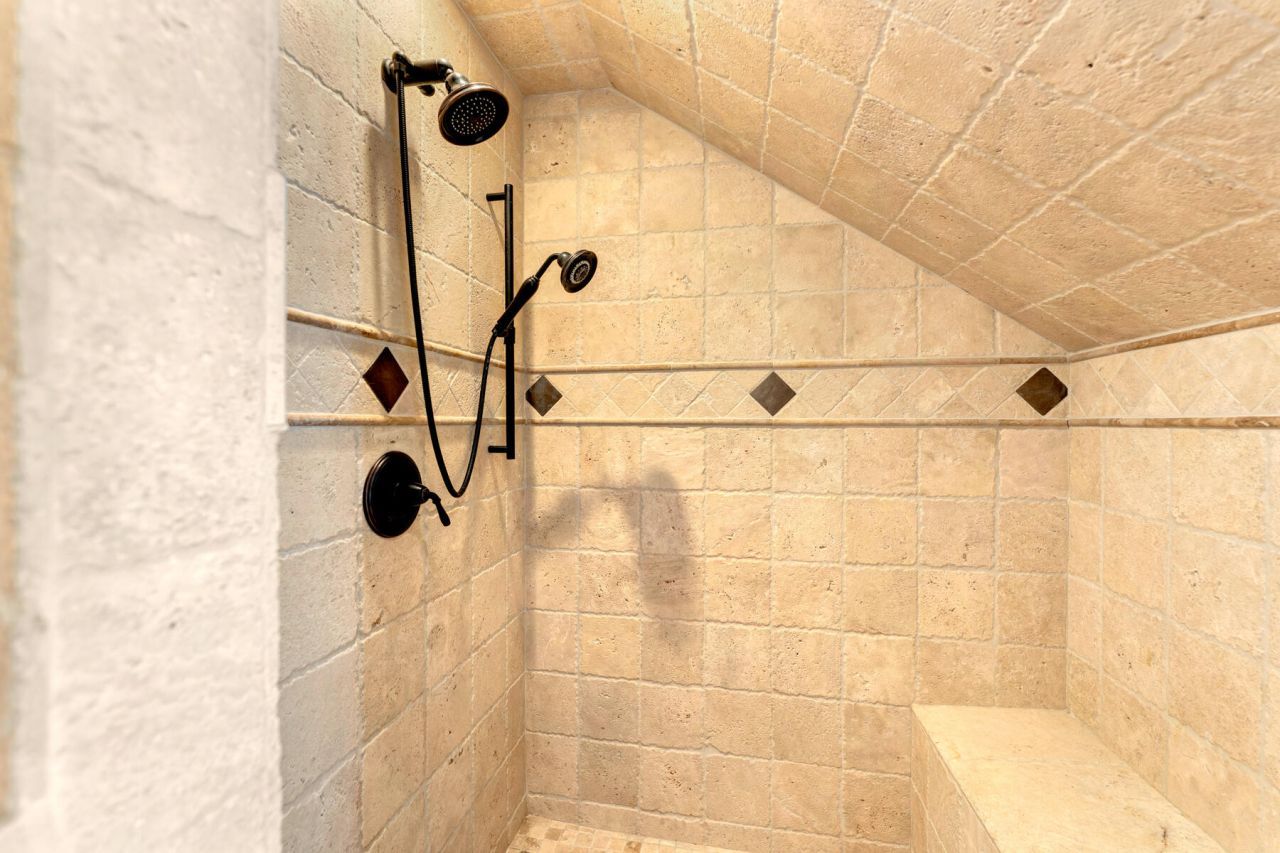 24 Cannon Royal Drive, Shark Key, FL 33040 Photo