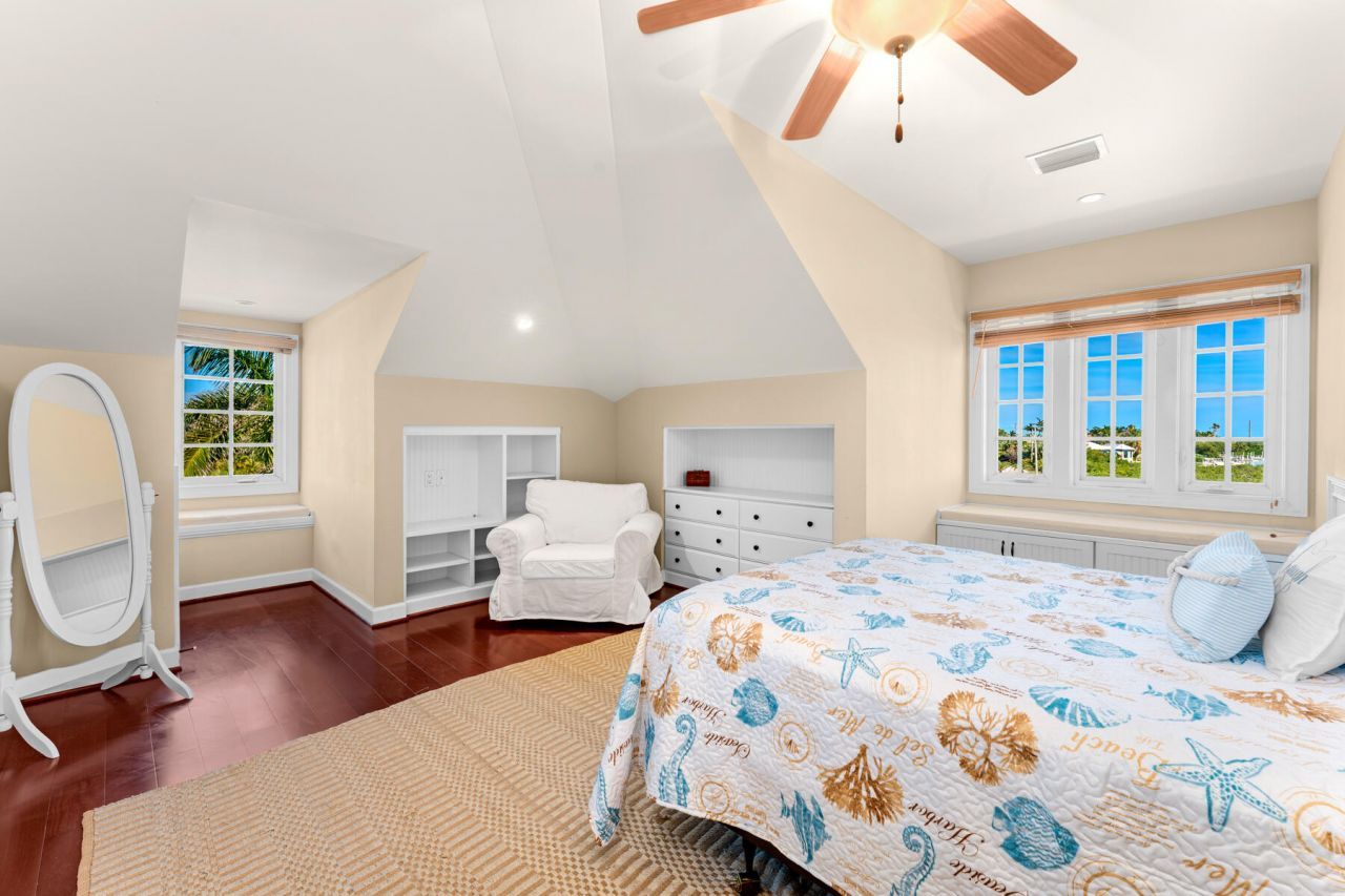 24 Cannon Royal Drive, Shark Key, FL 33040 Photo