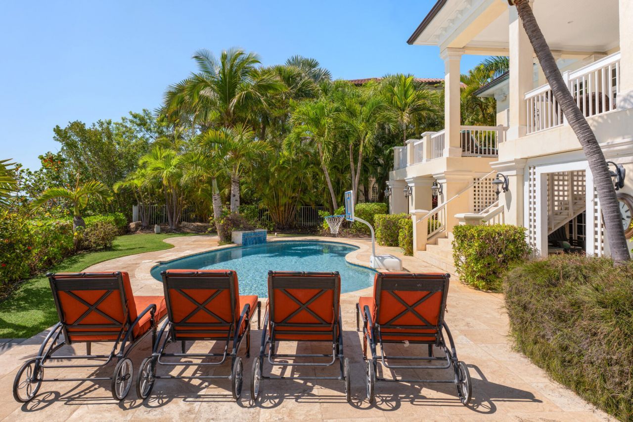 24 Cannon Royal Drive, Shark Key, FL 33040 Photo