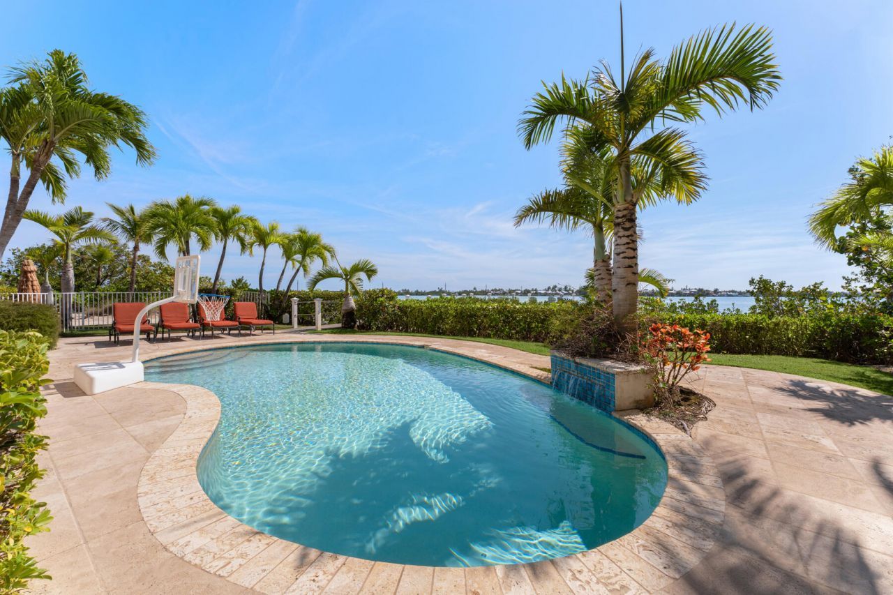 24 Cannon Royal Drive, Shark Key, FL 33040 Photo