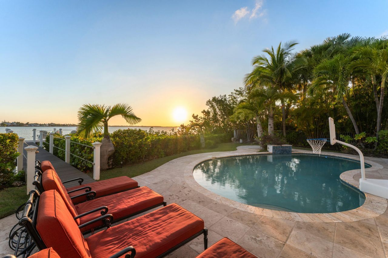 24 Cannon Royal Drive, Shark Key, FL 33040 Photo