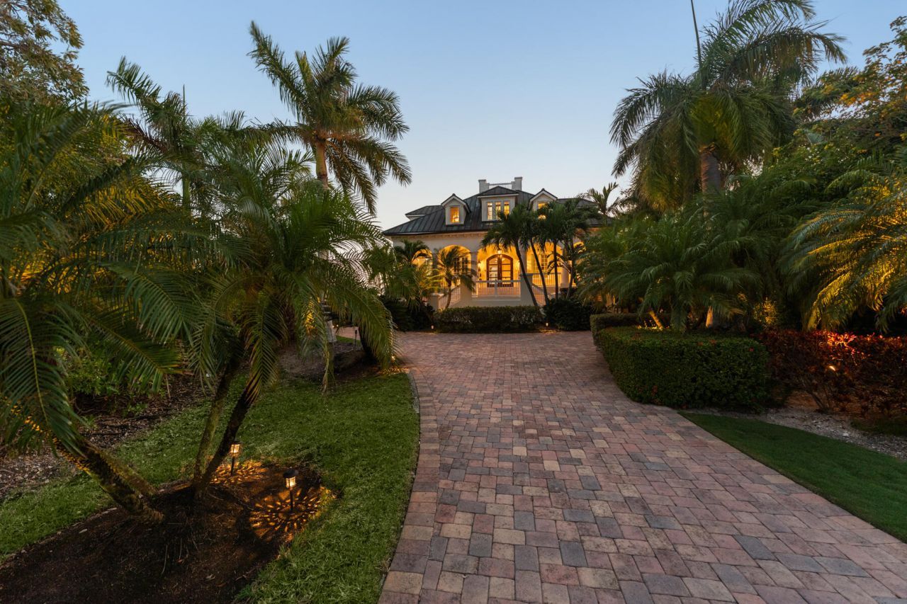 24 Cannon Royal Drive, Shark Key, FL 33040 Photo